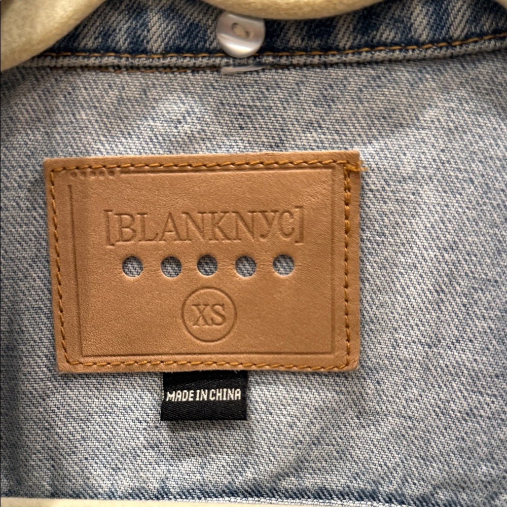 Blank NYC oversized  Blue Denim Jacket - Picture 2 of 7